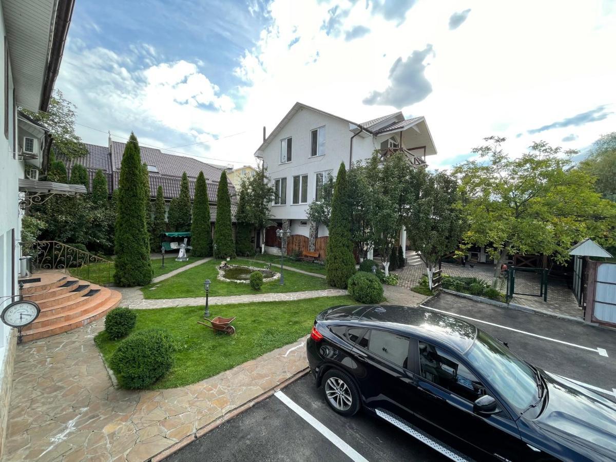 קייב Gusarskiy Hotel And Apartment מראה חיצוני תמונה