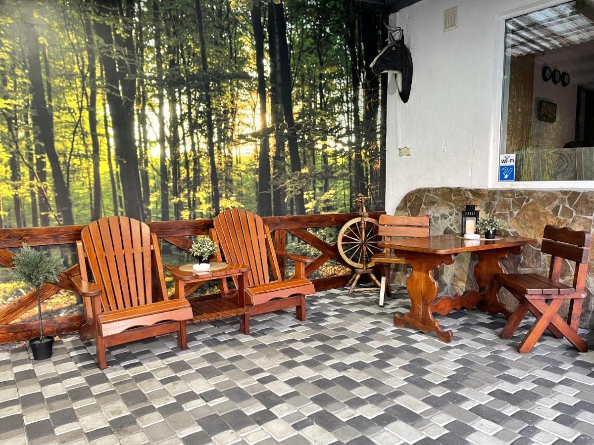 קייב Gusarskiy Hotel And Apartment מראה חיצוני תמונה