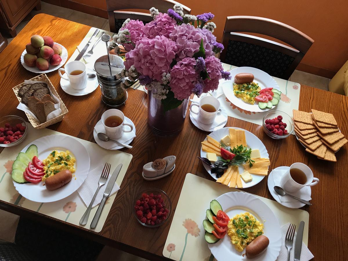קייב Gusarskiy Hotel And Apartment מראה חיצוני תמונה